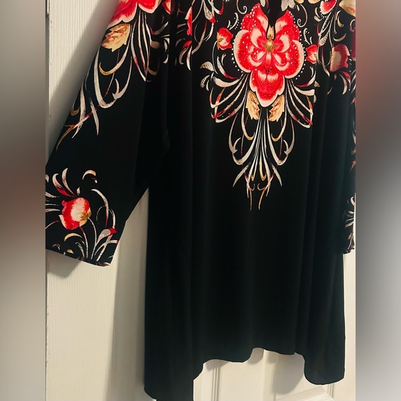 JM Collection Keyhole Neck Flared Tunic 3/4 Sleeve Floral Print w/Rhinestones 2X - Picture 4 of 7